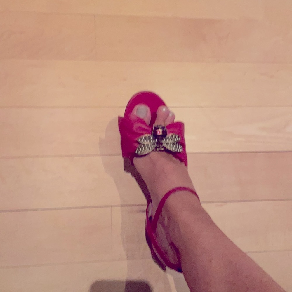 Gucci new iconic sandals sold out